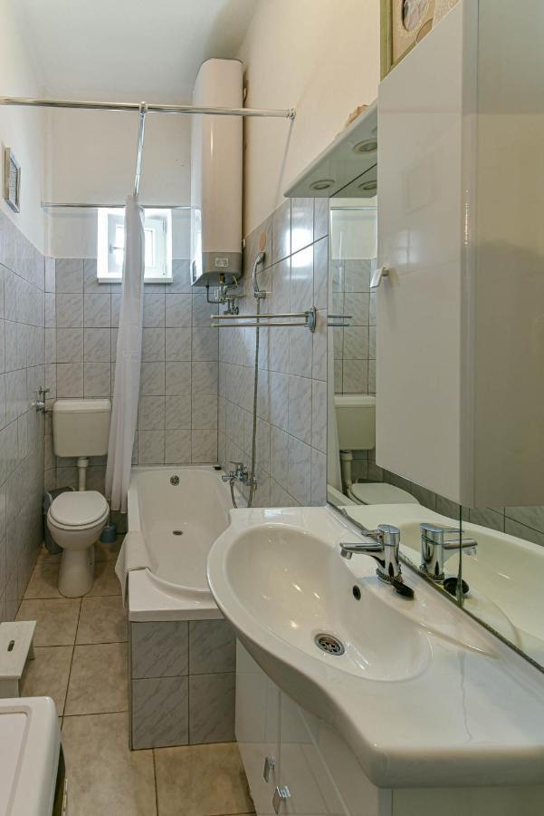 Halhaza Erdeszlak Apartman Sirok Exteriör bild